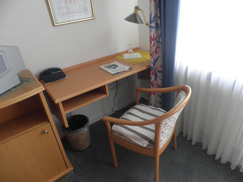 Hotel Haarener Hof Bad Wunnenberg Room photo