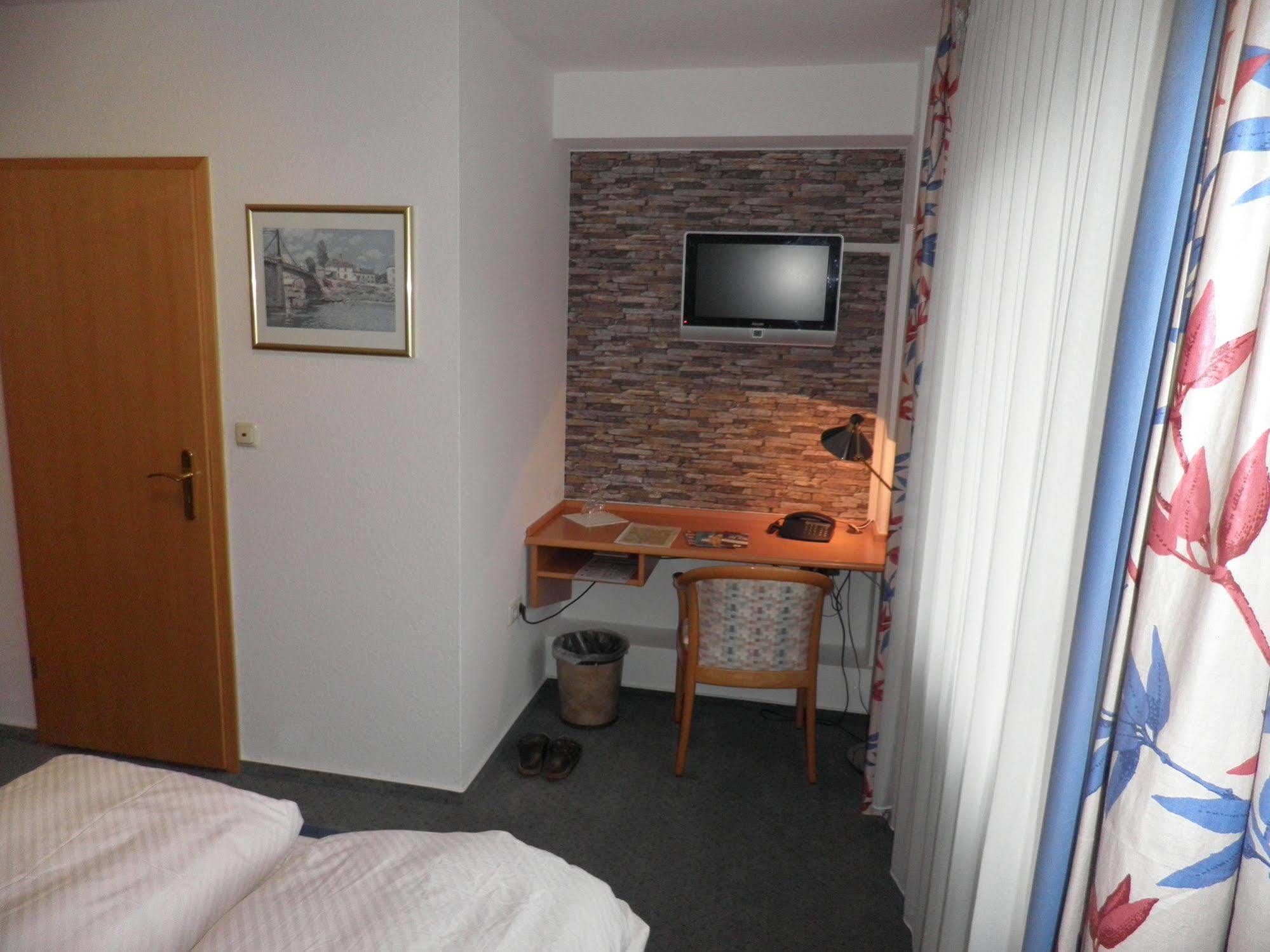 Hotel Haarener Hof Bad Wunnenberg Exterior photo